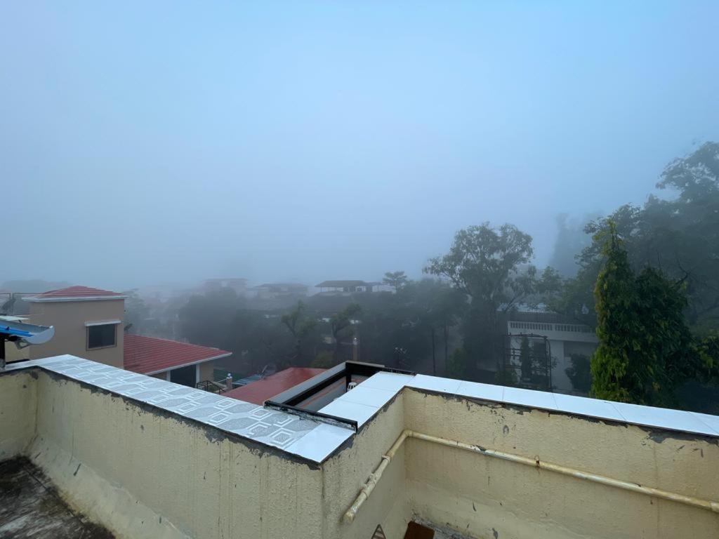Hotel Phoenix Lonavala Dış mekan fotoğraf