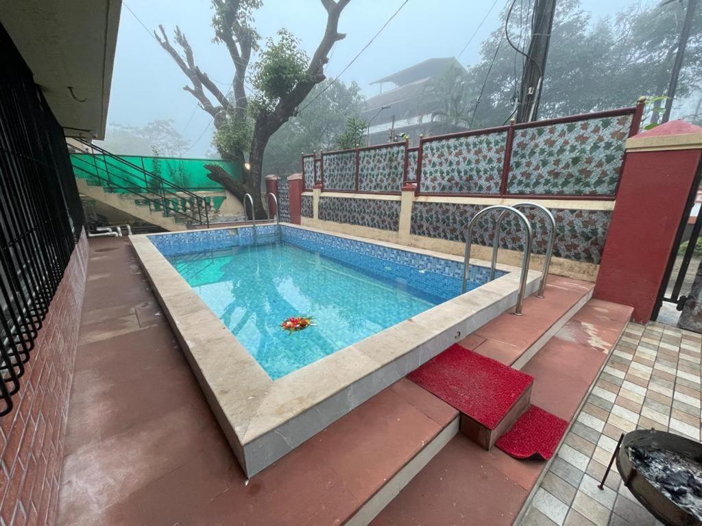 Hotel Phoenix Lonavala Dış mekan fotoğraf
