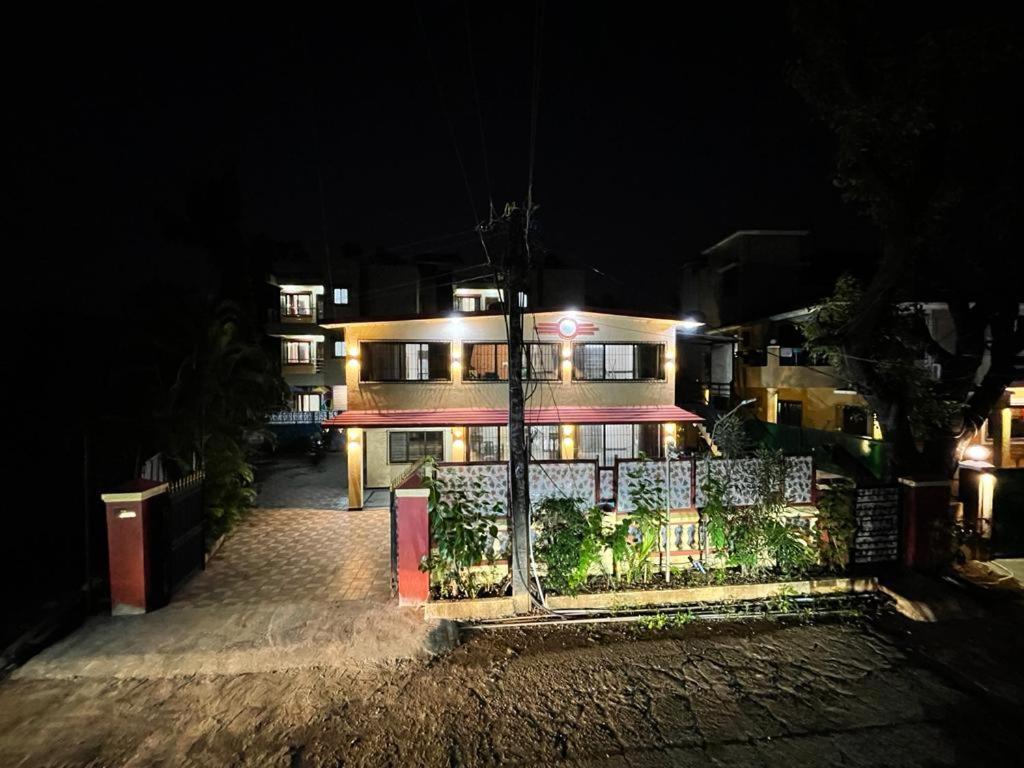 Hotel Phoenix Lonavala Dış mekan fotoğraf